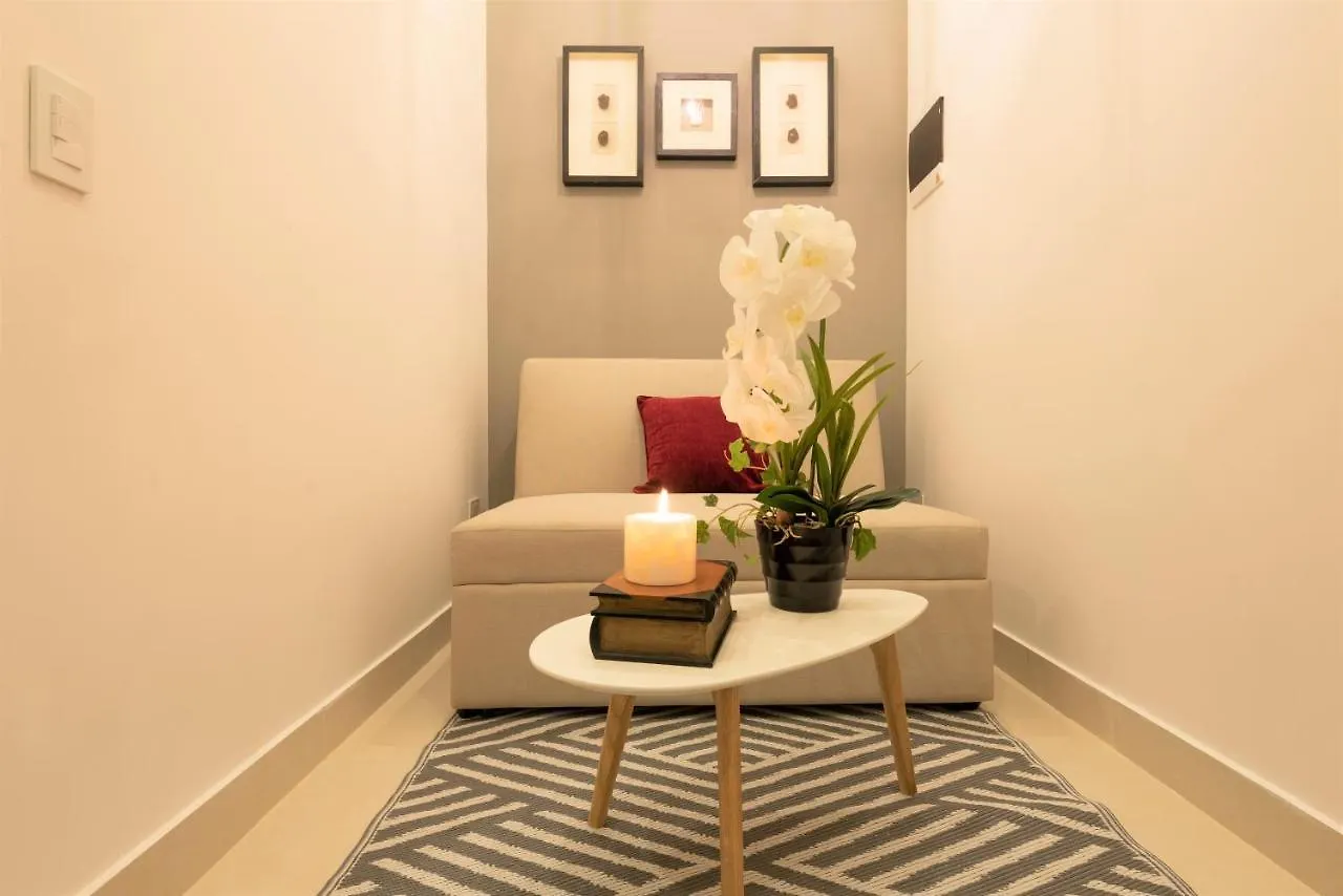 Ganem Lifestyle Suites Cartagena Inn